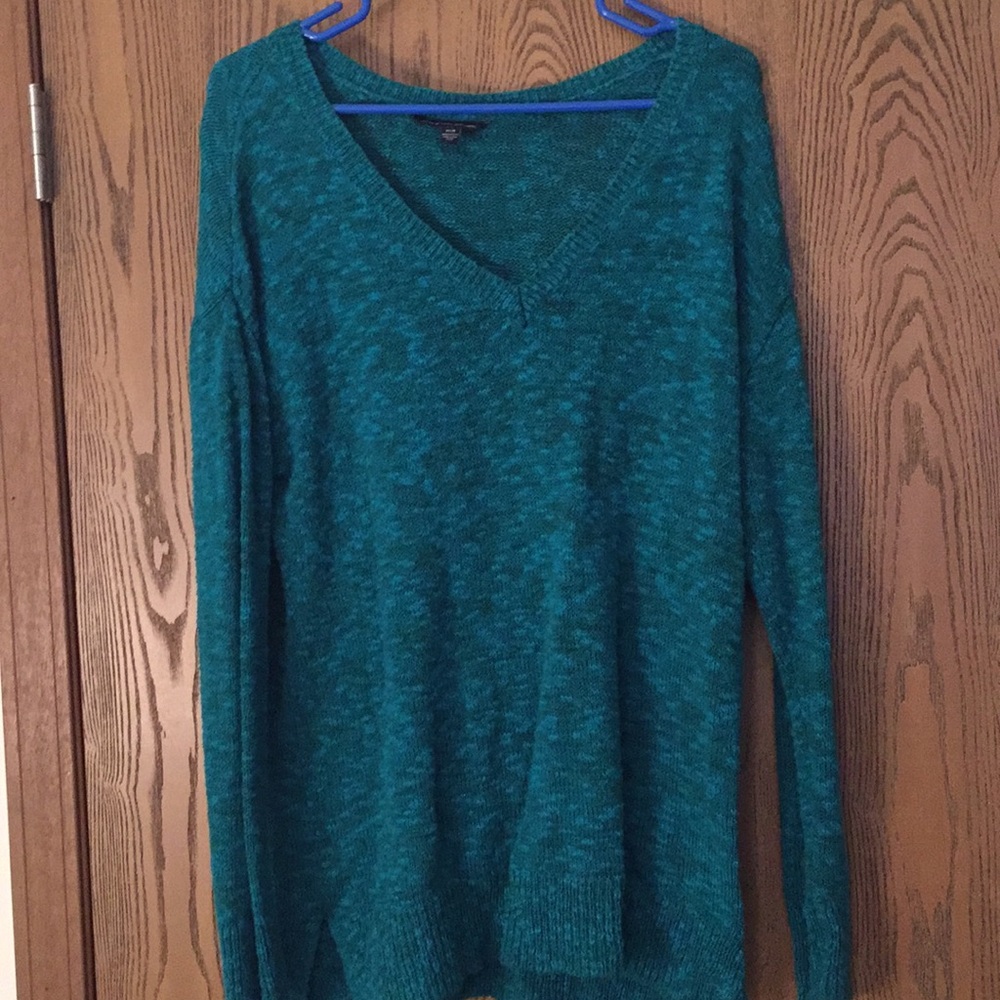 American Eagle sweater